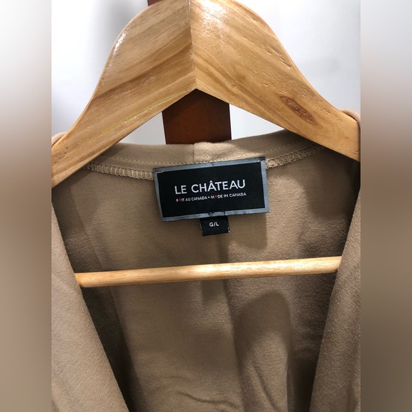 Le Chateau Sleeveless Trench Coat - Picture 3 of 3